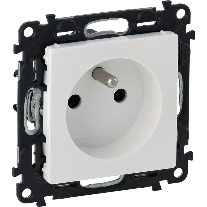 Priza, Legrand, 16A, 250V, Alb/Negru