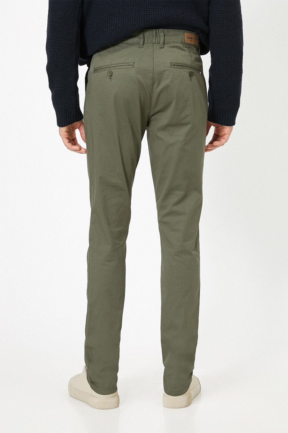 pantaloni chino ce inseamna