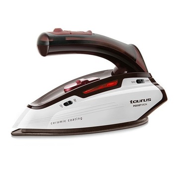 Fier de calcat portabil voiaj, cu abur, Taurus Pocket Iron, 1150W, operare in dublu voltaj, maner pliabil, alb rosu Fier de calcat portabil voiaj, cu abur, Taurus Pocket Iron, 1150W, operare in dublu voltaj, maner pliabil, alb rosu