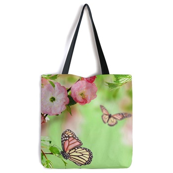 Geanta Tote Bag, Fluturi, Model Multicolor, Genti Heartwork, 40 x 50 cm Geanta Tote Bag, Fluturi, Model Multicolor, Genti Heartwork, 40 x 50 cm