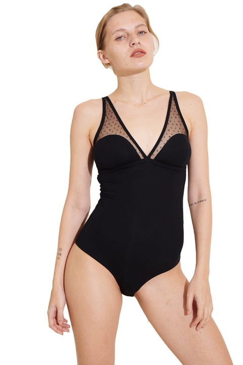 Body Nova, Underprotection, Черен