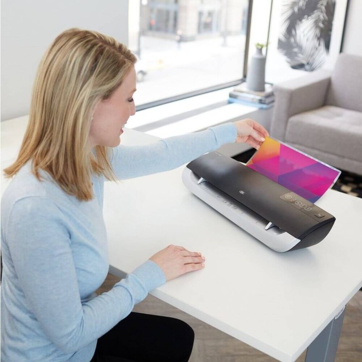 Laminator A4 GBC Fusion 3000L, Folie 80-125 Microni, Timp Incalzire 1.5 min, Viteza Laminare 30 Sec, Culoare Neagra