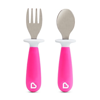 Set 2 tacamuri pentru copii, Munchkin Raise™, furculita si lingurita, design ergonomic, 12 luni+, roz