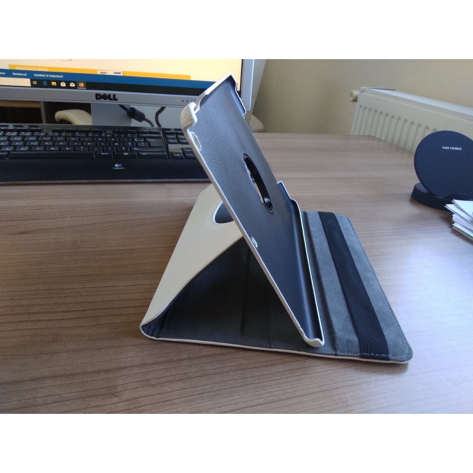 Husa Apple iPad, rotire 360 °, ALB, SMALL, 24 x 17 cm,VIVO