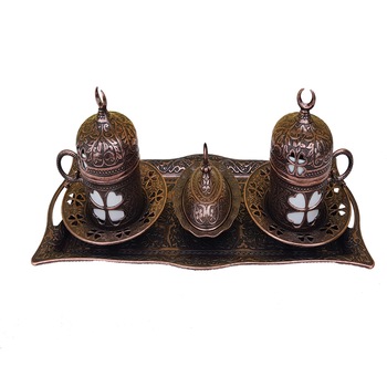 Set cafea turceasca Sena, 11 piese, cu desen fluture, culoare cupru alama antica Set cafea turceasca Sena, 11 piese, cu desen fluture, culoare cupru alama antica
