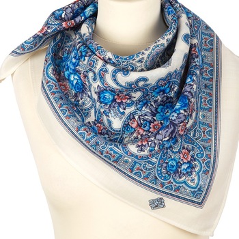 Batic din Lana Original Pavlovo Posad Russia, model floral  Batic din Lana Original Pavlovo Posad Russia, model floral