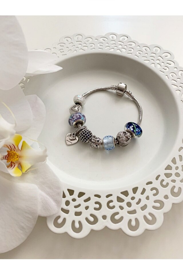 Bratara Charm blue placata in 3 straturi cu argint 925, 9 charmuri
