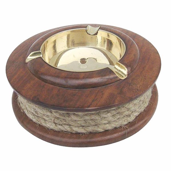 Scrumiera de masa cu sfoara, Sea Club