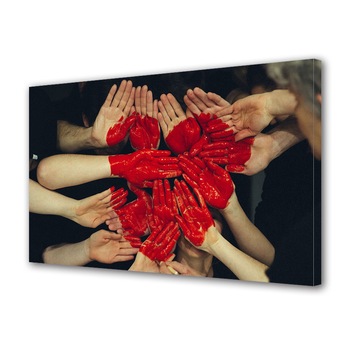 Tablou Canvas Luminos in intuneric VarioView LED, Vday, Maini si o inima vopsita, 30 x 45 cm Tablou Canvas Luminos in intuneric VarioView LED, Vday, Maini si o inima vopsita, 30 x 45 cm