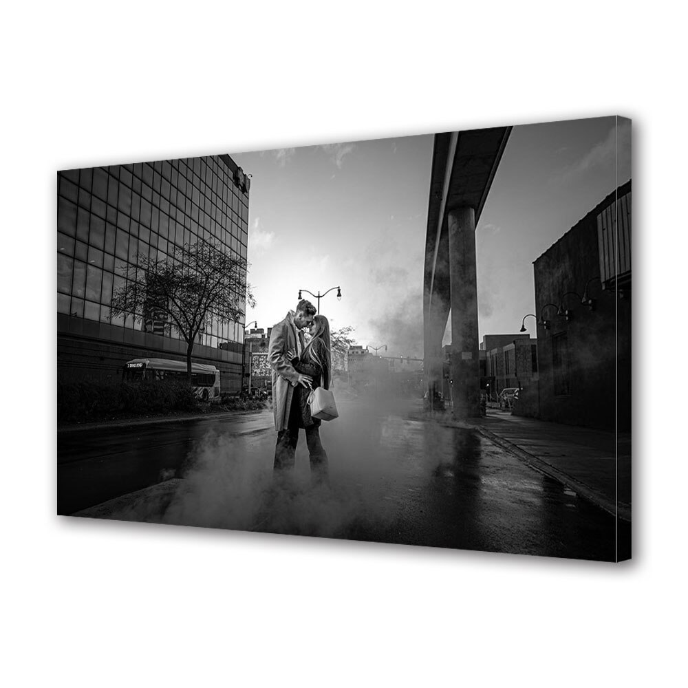 Tablou Canvas Luminos in intuneric VarioView LED, Vday, Cuplu surprins in mediu urban, 30 x 45 cm