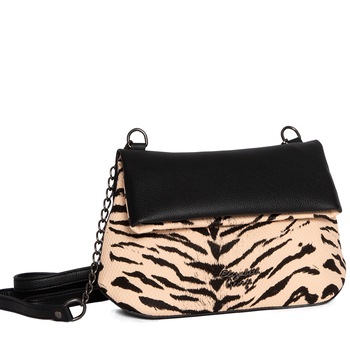 Elizabeth George, Geanta din piele ecologica, 30x10x17,5 cm, Animal print, Bej/Negru Elizabeth George, Geanta din piele ecologica, 30x10x17,5 cm, Animal print, Bej/Negru