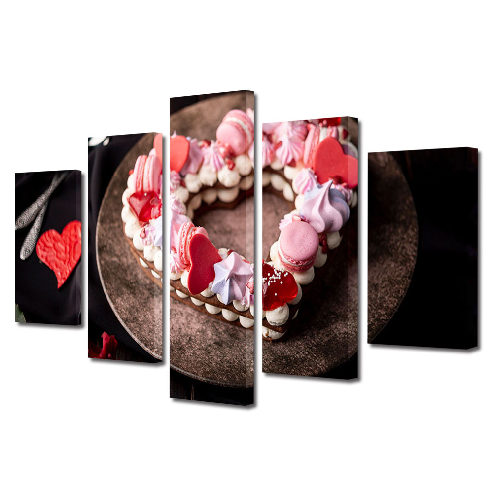 Set Tablouri Multicanvas 5 piese Colectia Ziua Indragostitilor, Dragobete, Valentine's Day, Prajitura inimioara pentru Ziua Indragostitilor, Decoratiuni Moderne pentru Casa, 120 x 225 cm