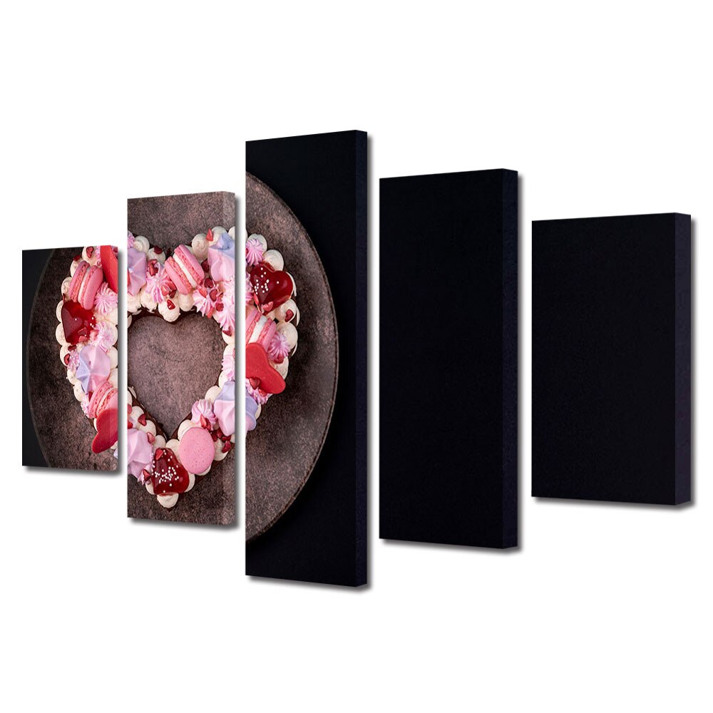 Set Tablouri Multicanvas 5 piese Colectia Ziua Indragostitilor, Dragobete, Valentine's Day, Prajitura in forma de inimioara, Decoratiuni Moderne pentru Casa, 120 x 225 cm