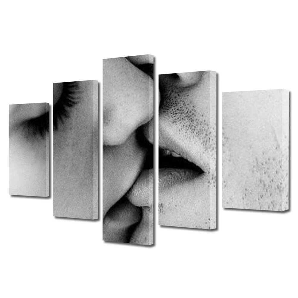 Set Tablouri Multicanvas 5 piese Colectia Ziua Indragostitilor, Dragobete, Valentine's Day, Sarut in detaliu, Decoratiuni Moderne pentru Casa, 120 x 225 cm