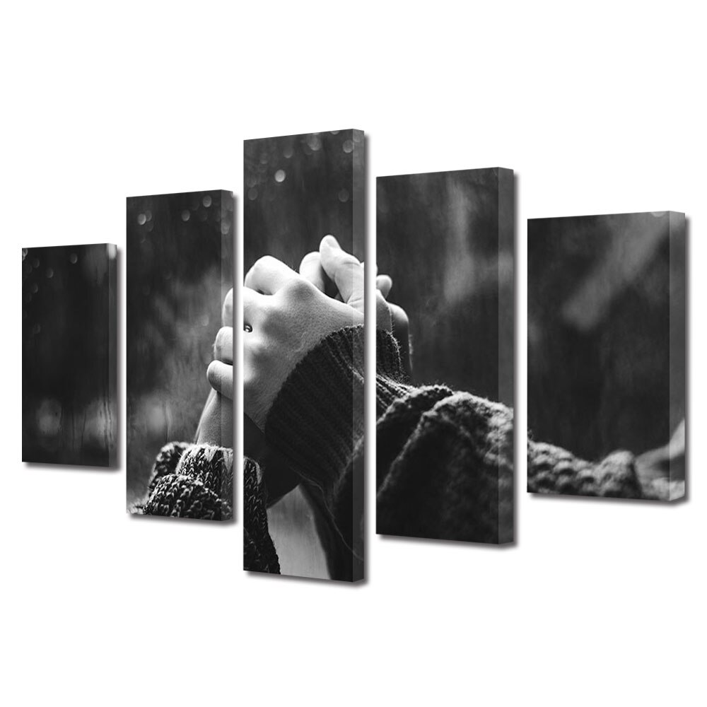 Set Tablouri Multicanvas 5 piese Colectia Ziua Indragostitilor, Dragobete, Valentine's Day, Strangere de mana Alb-Negru, Decoratiuni Moderne pentru Casa, 120 x 225 cm