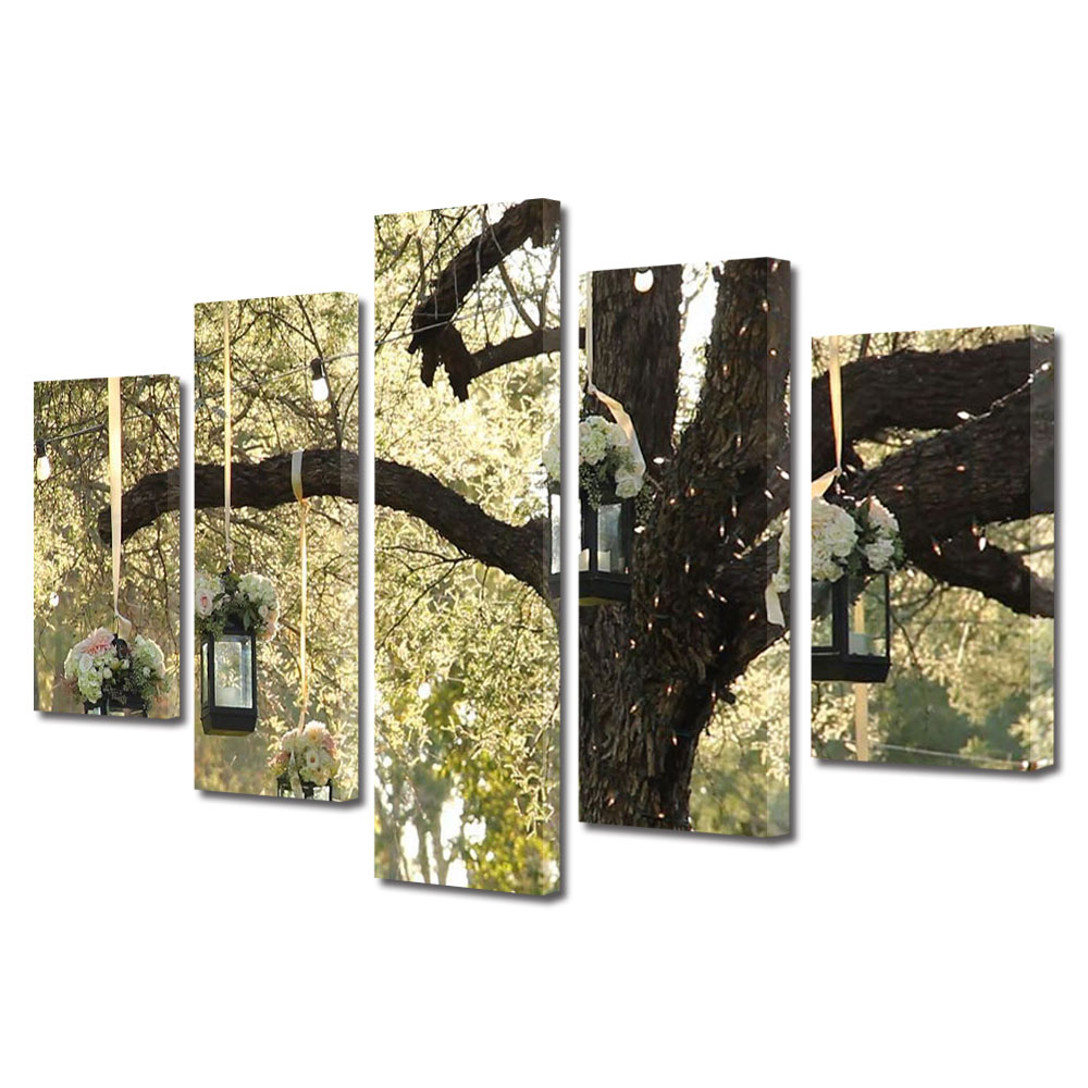 Set Tablouri Multicanvas 5 piese Colectia Ziua Indragostitilor, Dragobete, Valentine's Day, Candele care atarna din pom, Decoratiuni Moderne pentru Casa, 120 x 225 cm