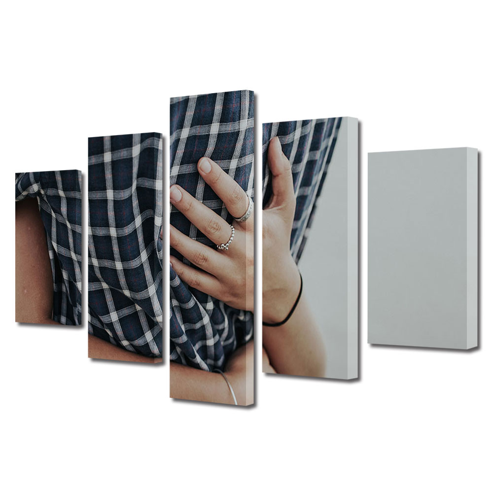 Set Tablouri Multicanvas 5 piese Colectia Ziua Indragostitilor, Dragobete, Valentine's Day, Imbratisare de moment, Decoratiuni Moderne pentru Casa, 120 x 225 cm