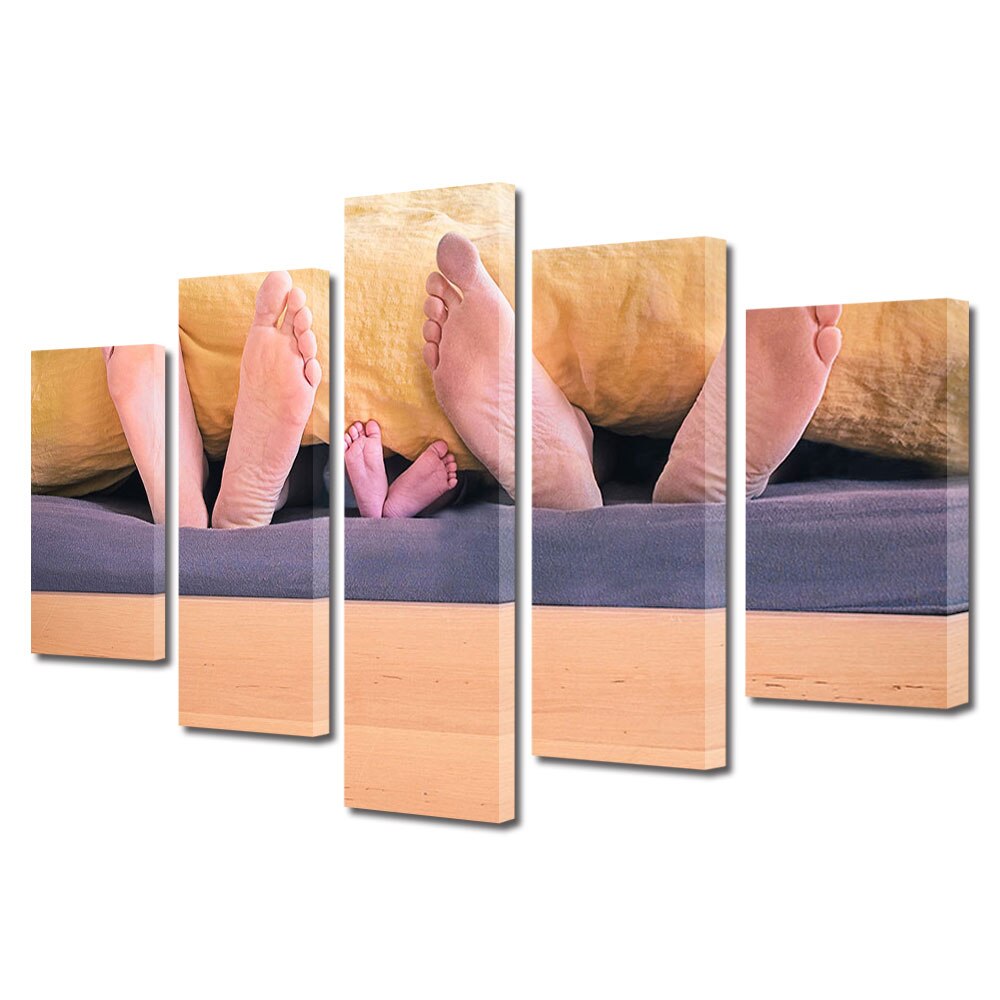 Set Tablouri Multicanvas 5 piese Colectia Ziua Indragostitilor, Dragobete, Valentine's Day, Familia dimineata, Decoratiuni Moderne pentru Casa, 120 x 225 cm