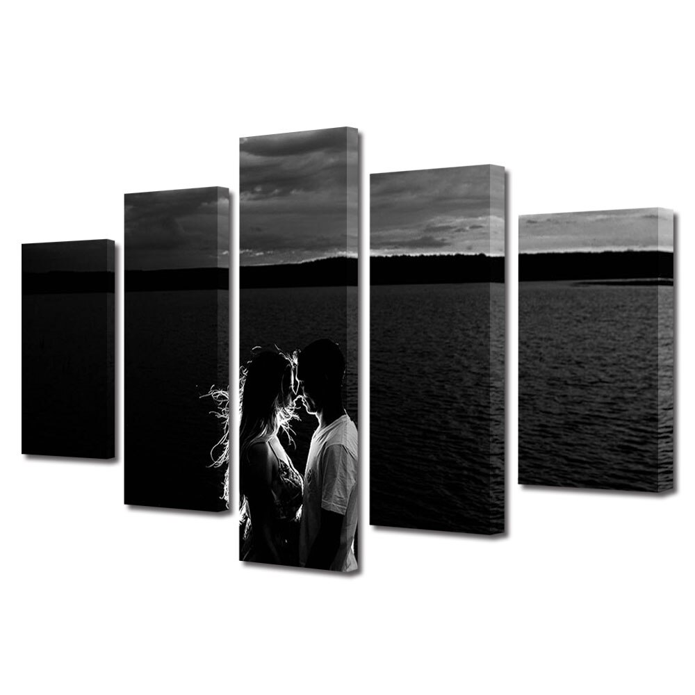 Set Tablouri Multicanvas 5 piese Colectia Ziua Indragostitilor, Dragobete, Valentine's Day, Intuneric peste un cuplu, Decoratiuni Moderne pentru Casa, 120 x 225 cm