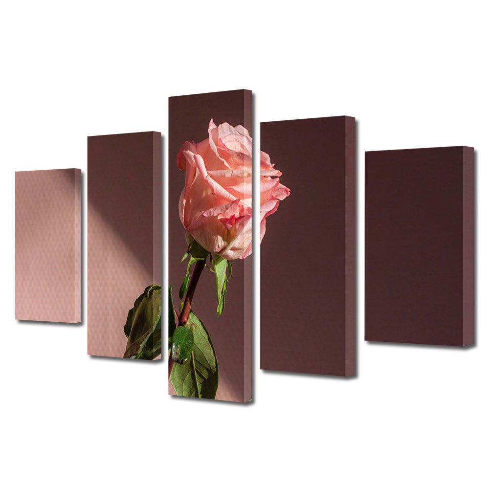 Set Tablouri Multicanvas 5 piese Colectia Ziua Indragostitilor, Dragobete, Valentine's Day, Trandafir in lumina, Decoratiuni Moderne pentru Casa, 120 x 225 cm