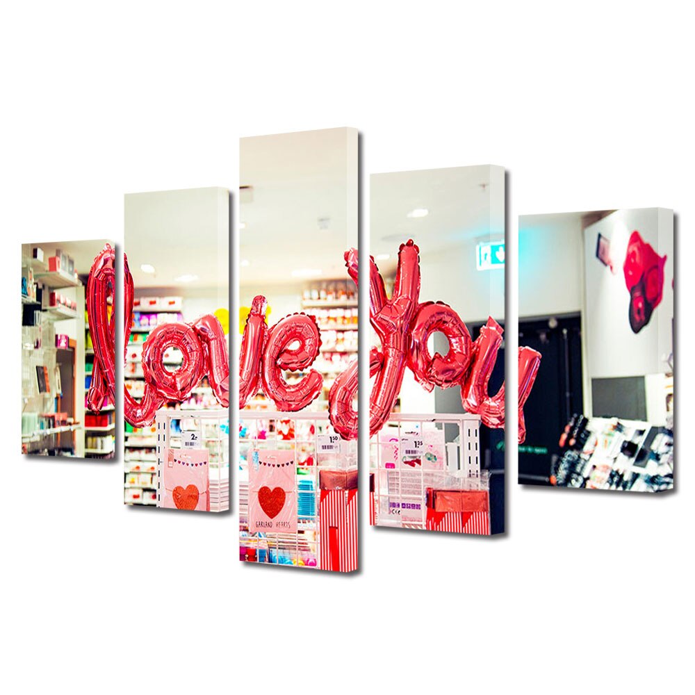 Set Tablouri Multicanvas 5 piese Colectia Ziua Indragostitilor, Dragobete, Valentine's Day, Iubire in magazin, Decoratiuni Moderne pentru Casa, 120 x 225 cm