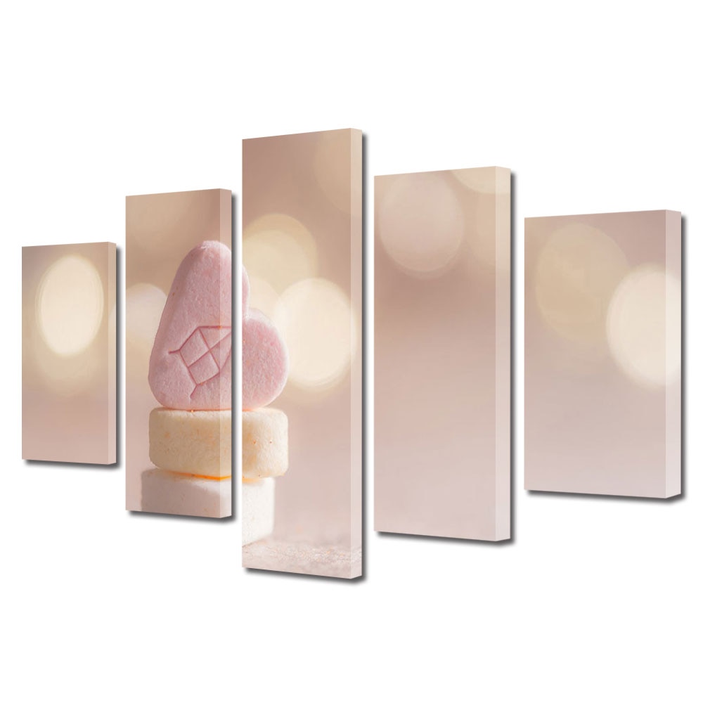 Set Tablouri Multicanvas 5 piese Colectia Ziua Indragostitilor, Dragobete, Valentine's Day, Trei inimi mici, Decoratiuni Moderne pentru Casa, 120 x 225 cm