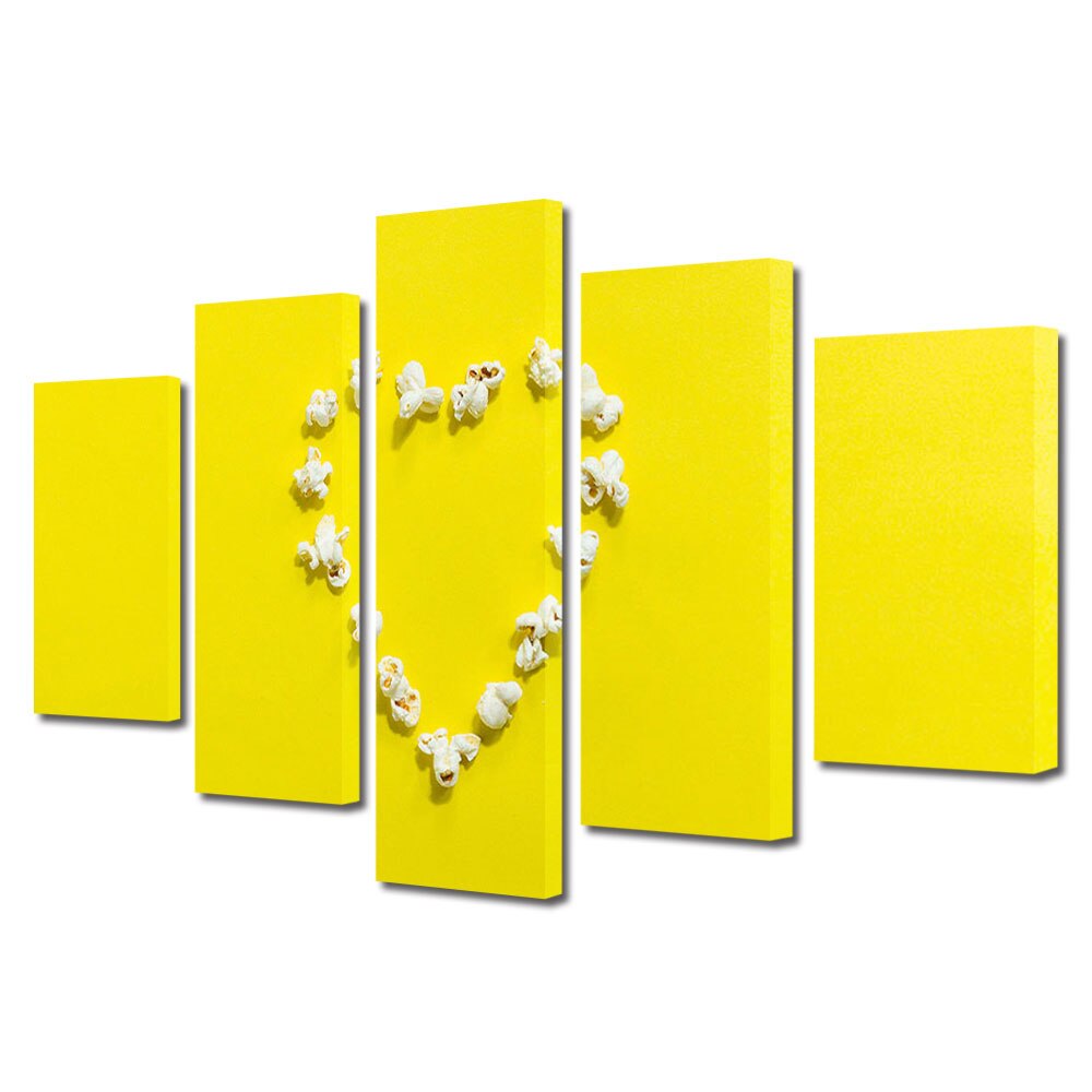 Set Tablouri Multicanvas 5 piese Colectia Ziua Indragostitilor, Dragobete, Valentine's Day, Inima pe fundal galben, Decoratiuni Moderne pentru Casa, 120 x 225 cm