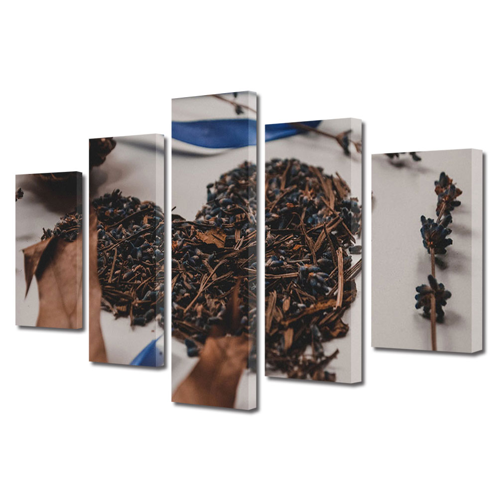 Set Tablouri Multicanvas 5 piese Colectia Ziua Indragostitilor, Dragobete, Valentine's Day, Inima din lavanda, Decoratiuni Moderne pentru Casa, 120 x 225 cm
