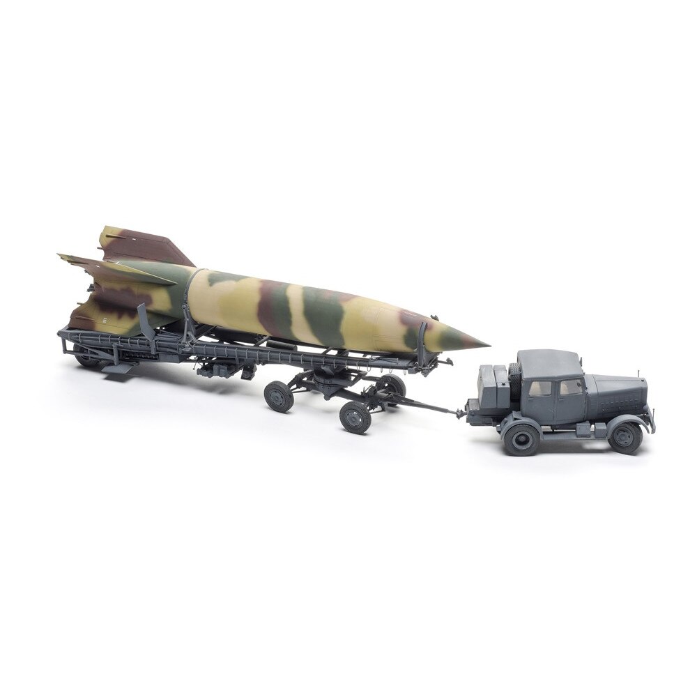 TAKOM Hanomag SS100 Meillerwagen Rocket V2 – 1:35 Plastikbausatz, Mit PE-Teilen, Unbemalt TAKOM Hanomag SS100 Meillerwagen Rocket V2 – 1:35 Plastikbausatz, Mit PE-Teilen, Unbemalt