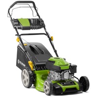 Masina de tuns gazon/iarba autopropulsata pe benzina Fieldmann FZR 4611-144B, putere 2.95 CP, 2.2 KW, 139 CC, motor 4 timpi, latime lucru 46 cm, inaltime taiere 25 - 70 mm, 8 trepte de taiere, cos colector 65 L