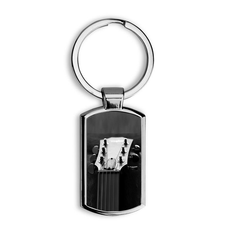 Gitár mintás fém kulcstartó 2