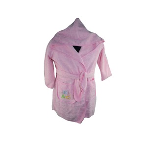 Törölközők és fürdőköpenyek