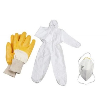 Set protectie, combinezon+manusi+ 3 masti faciale Set protectie, combinezon+manusi+ 3 masti faciale