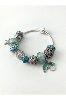 Bratara Juliet metalica de culoare bleu cu 12 charmuri, ideala martisor, aniversare, zi de nastere Bratara Juliet metalica de culoare bleu cu 12 charmuri, ideala martisor, aniversare, zi de nastere