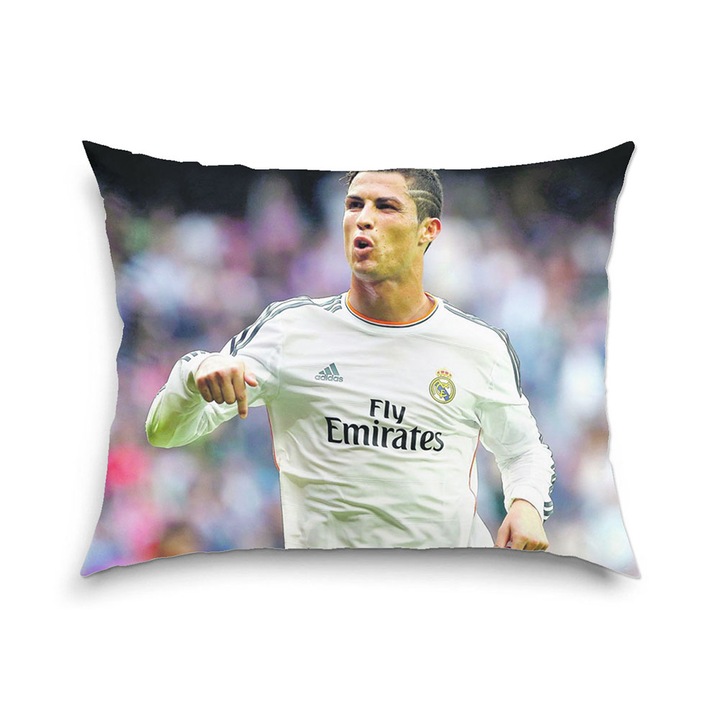 Perna decorativa Heartwork Cristiano Ronaldo pe teren, Decoratiuni pentru casa, 40 x 52 cm