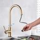 Baterie bucatarie aurie, profesionala, cu senzor de pornire la atingere, cu dus extractibil si pipa flexibila, 2 functii de curgere a apei, cu touch control