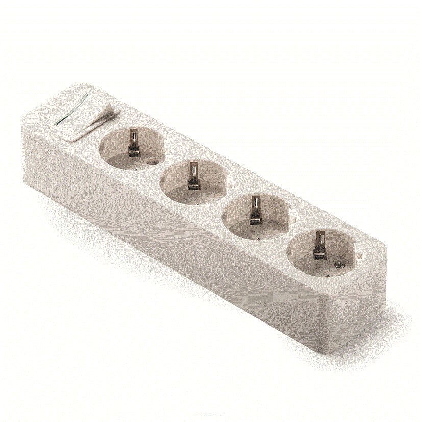 Capat prelungitor shucko patru prize 230V 16A cu intrerupator luminos Famatel