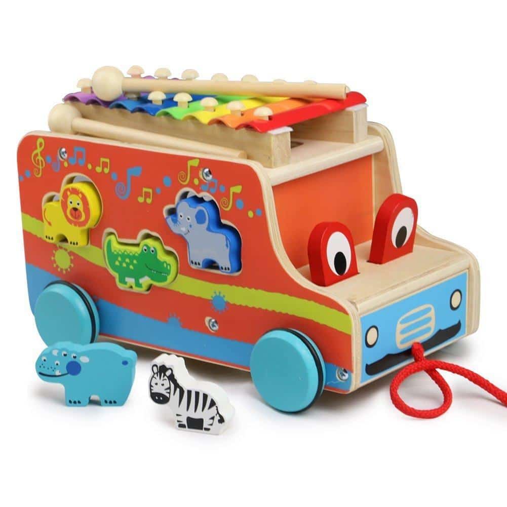 Camion interactiv de lemn cu xilofon si sortator