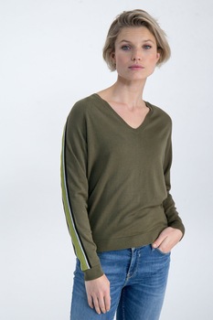 Garcia, Pulover cu decolteu in V si accente in dungi, Verde oliv Garcia, Pulover cu decolteu in V si accente in dungi, Verde oliv