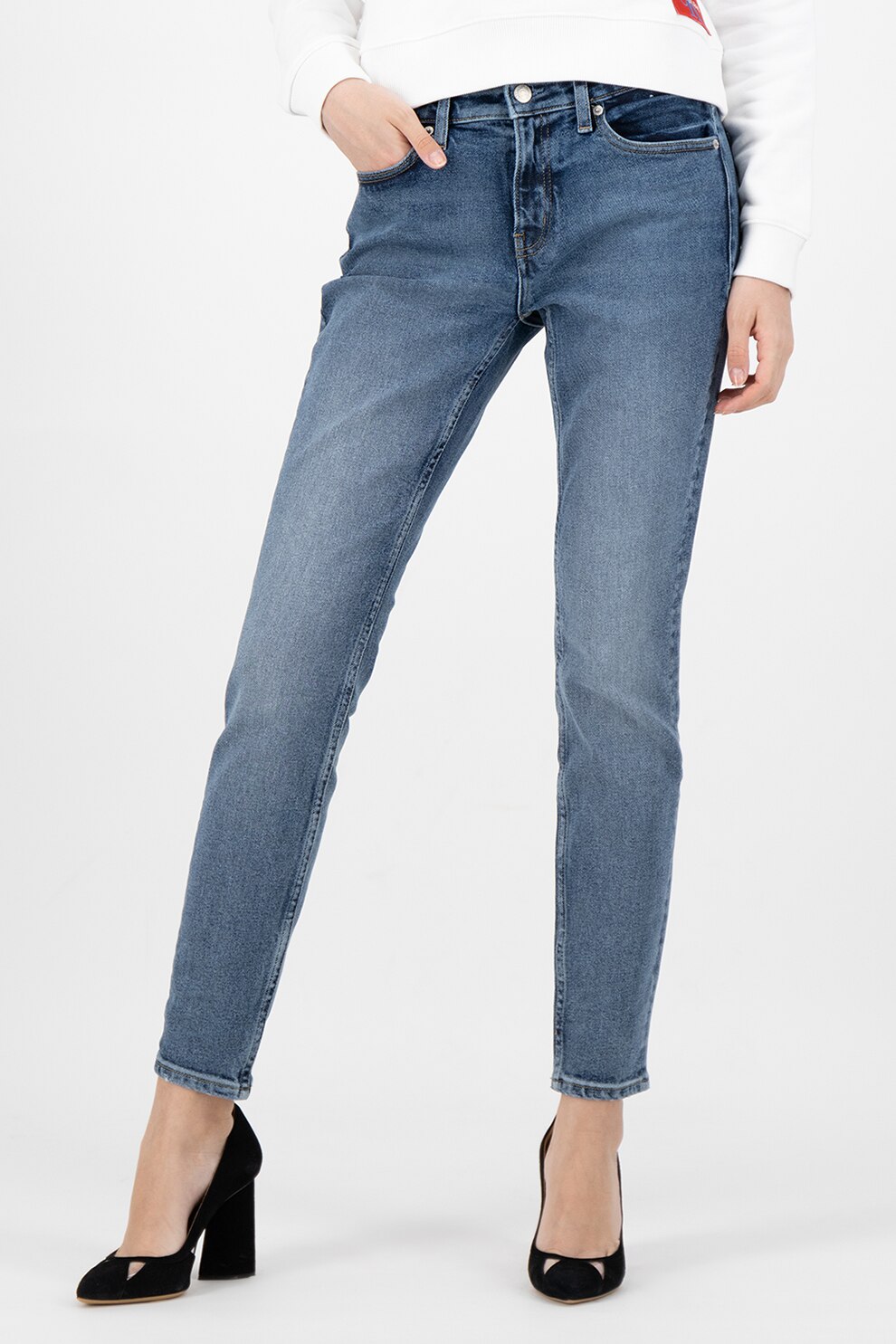 Calvin Klein Jeans, Blugi slim fit cu detalii cu aspect deteriorat, Albastru