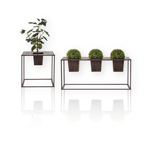 Set 2 Suporturi Flori Cu 4 Ghivece Topfen Casa Pro Suport 1 39 X 85 X 24 Cm Suport 2 46 X 45 X 45 Cm Metal Maro Inchis Emag Ro