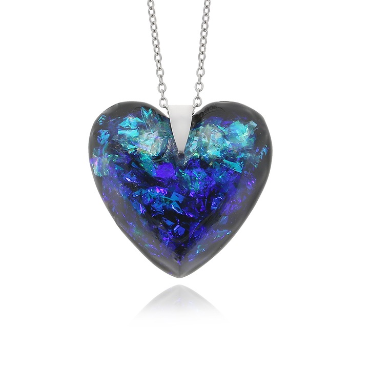 Pandantiv Inima fatetat din rasina, AMO.RESIN, otel inoxidabil, albastru electric, reflexii turcoaz, Dichroic Spectrum