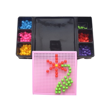 Mozaic cu piese din plastic multicolor 2 Mozaic cu piese din plastic multicolor 2