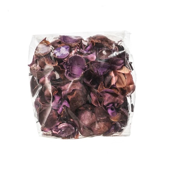 Flori si fructe uscate parfumate, mure dulci