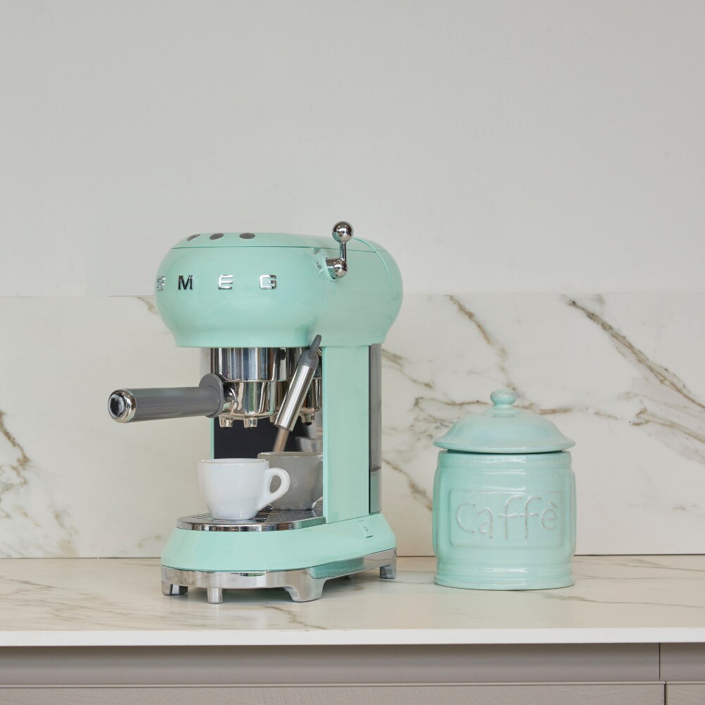 Еспресо кафемашина Smeg ECF01PGEU, 50's Style, 1350 W, 15 бара ...