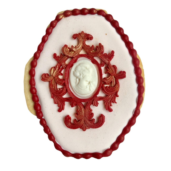 Marturie comestibila handmade, Fancycookie, camee visiniu-roz, 9x11cm