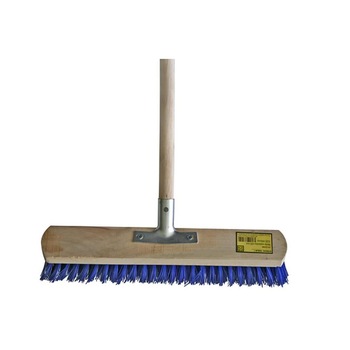 Matura industriala cu coada lemn Strend Pro InDust 500 mm, pentru exterior Matura industriala cu coada lemn Strend Pro InDust 500 mm, pentru exterior