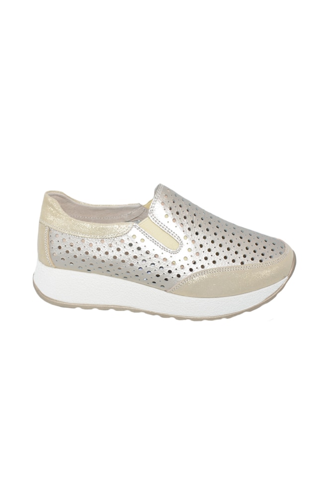 Pantofi dama cu perforatii si talpa grosa,D&J Exlclussive, Auriu