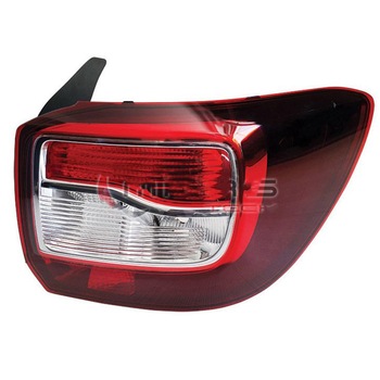 Lampa STOP dreapta originala Dacia Logan 2013-2016 ( model fumuriu CROSS ) Lampa STOP dreapta originala Dacia Logan 2013-2016 ( model fumuriu CROSS )