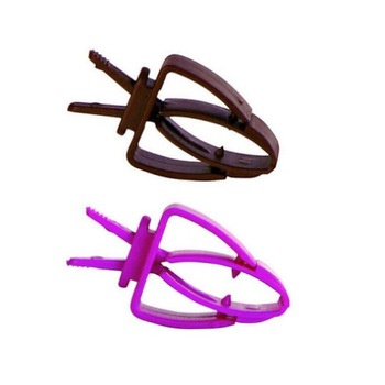 Set 2 cleme pentru hrana Trixie, din plastic, multicolor Set 2 cleme pentru hrana Trixie, din plastic, multicolor